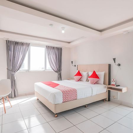 Flagship 210 Amethyst Kemayoran Jakarta Exteriör bild